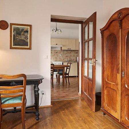 Preselo Pinceszet Es Vendeghaz Bed & Breakfast Erdobenye Exterior photo